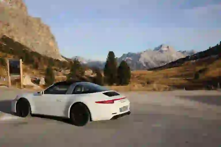 Porsche 911 Targa 4 GTS 2015 - Prova su strada - 66