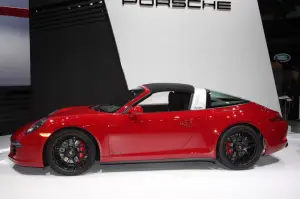 Porsche 911 Targa 4 GTS - Salone di Detroit 2017 - 1