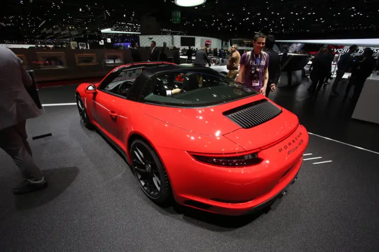 Porsche 911 Targa 4 GTS - Salone di Ginevra 2017 - 1