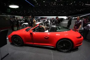 Porsche 911 Targa 4 GTS - Salone di Ginevra 2017