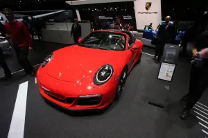 Porsche 911 Targa 4 GTS - Salone di Ginevra 2017 - 4