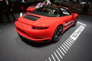 Porsche 911 Targa 4 GTS - Salone di Ginevra 2017