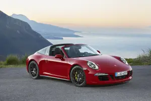 Porsche 911 Targa 4 GTS - 5