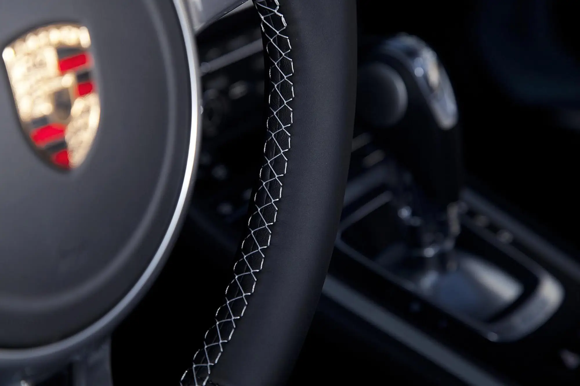 Porsche 911 Targa 4S Exclusive Edition - 8