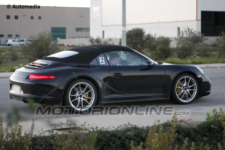 Porsche 911 Targa - Foto spia 6-12-12 - 4