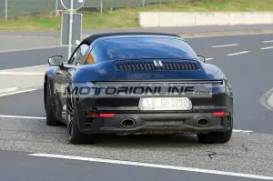Porsche 911 Targa GTS - Foto spia 18-8-2020