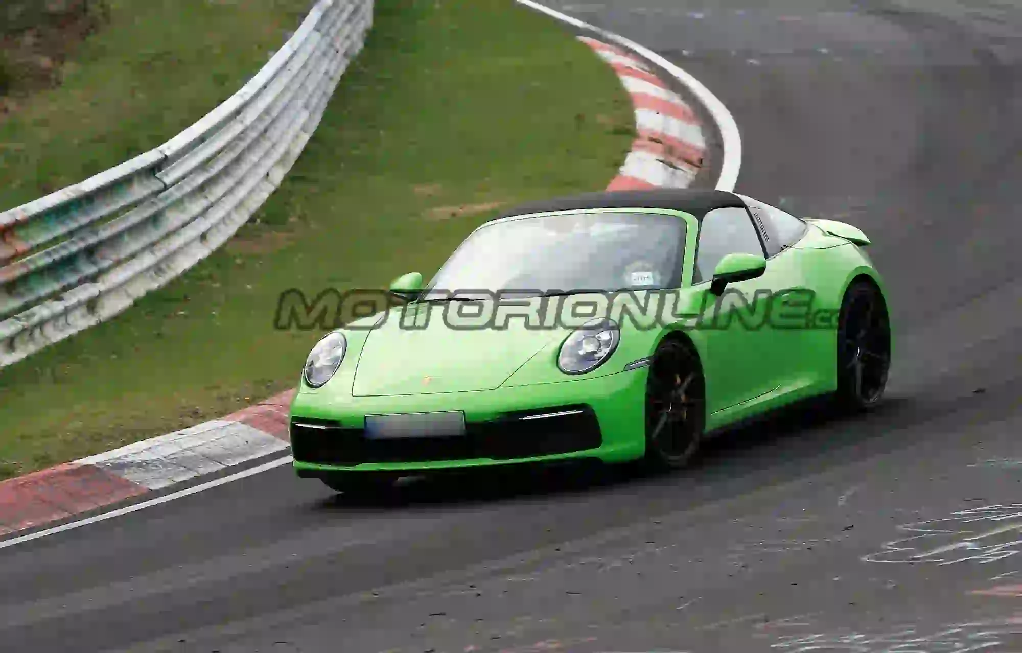 Porsche 911 Targa MY 2020 - Foto spia 23-04-2019 - 12