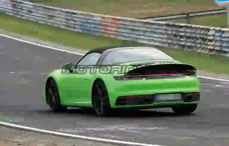 Porsche 911 Targa MY 2020 - Foto spia 23-04-2019 - 17