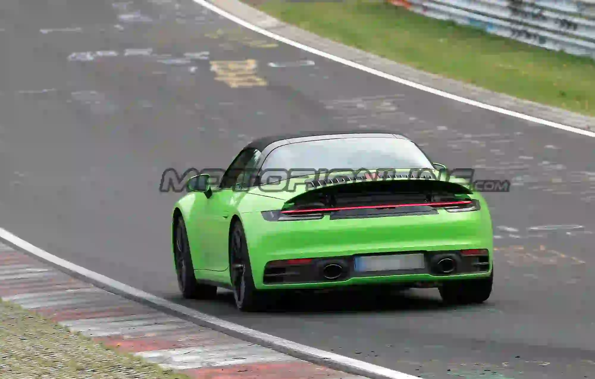 Porsche 911 Targa MY 2020 - Foto spia 23-04-2019 - 18