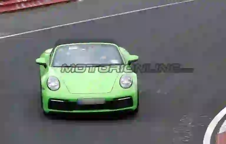 Porsche 911 Targa MY 2020 - Foto spia 23-04-2019 - 20