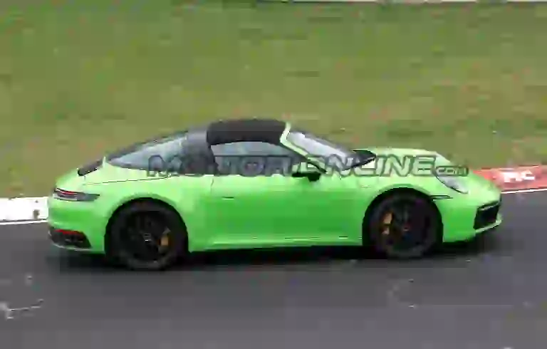 Porsche 911 Targa MY 2020 - Foto spia 23-04-2019 - 23