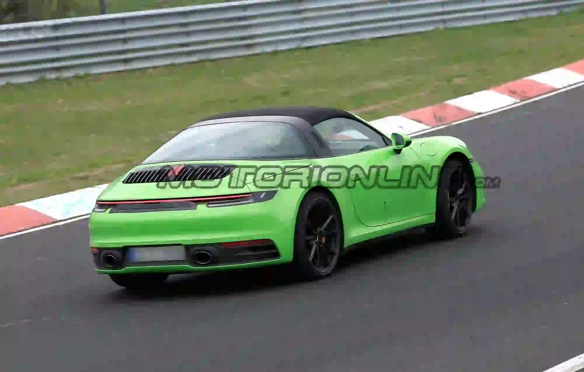 Porsche 911 Targa MY 2020 - Foto spia 23-04-2019 - 25