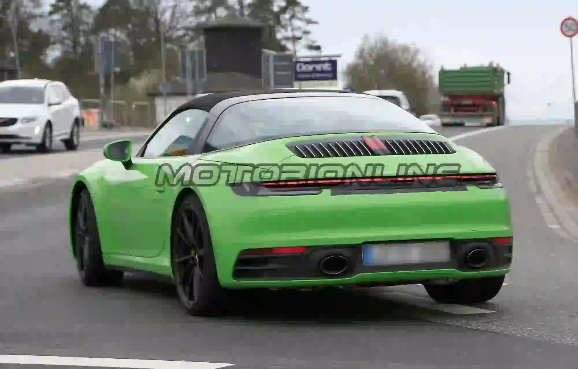 Porsche 911 Targa MY 2020 - Foto spia 23-04-2019 - 33