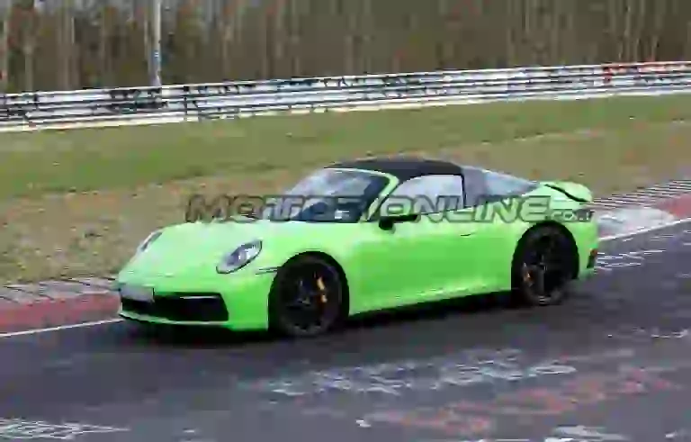 Porsche 911 Targa MY 2020 - Foto spia 23-04-2019 - 4