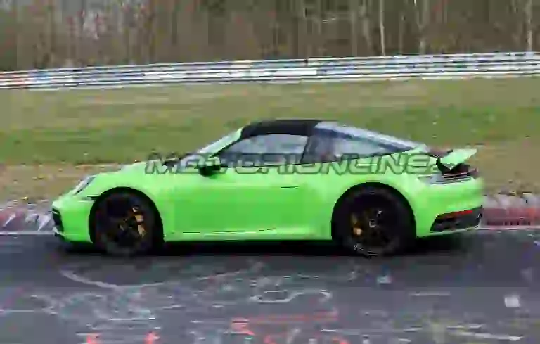 Porsche 911 Targa MY 2020 - Foto spia 23-04-2019 - 5
