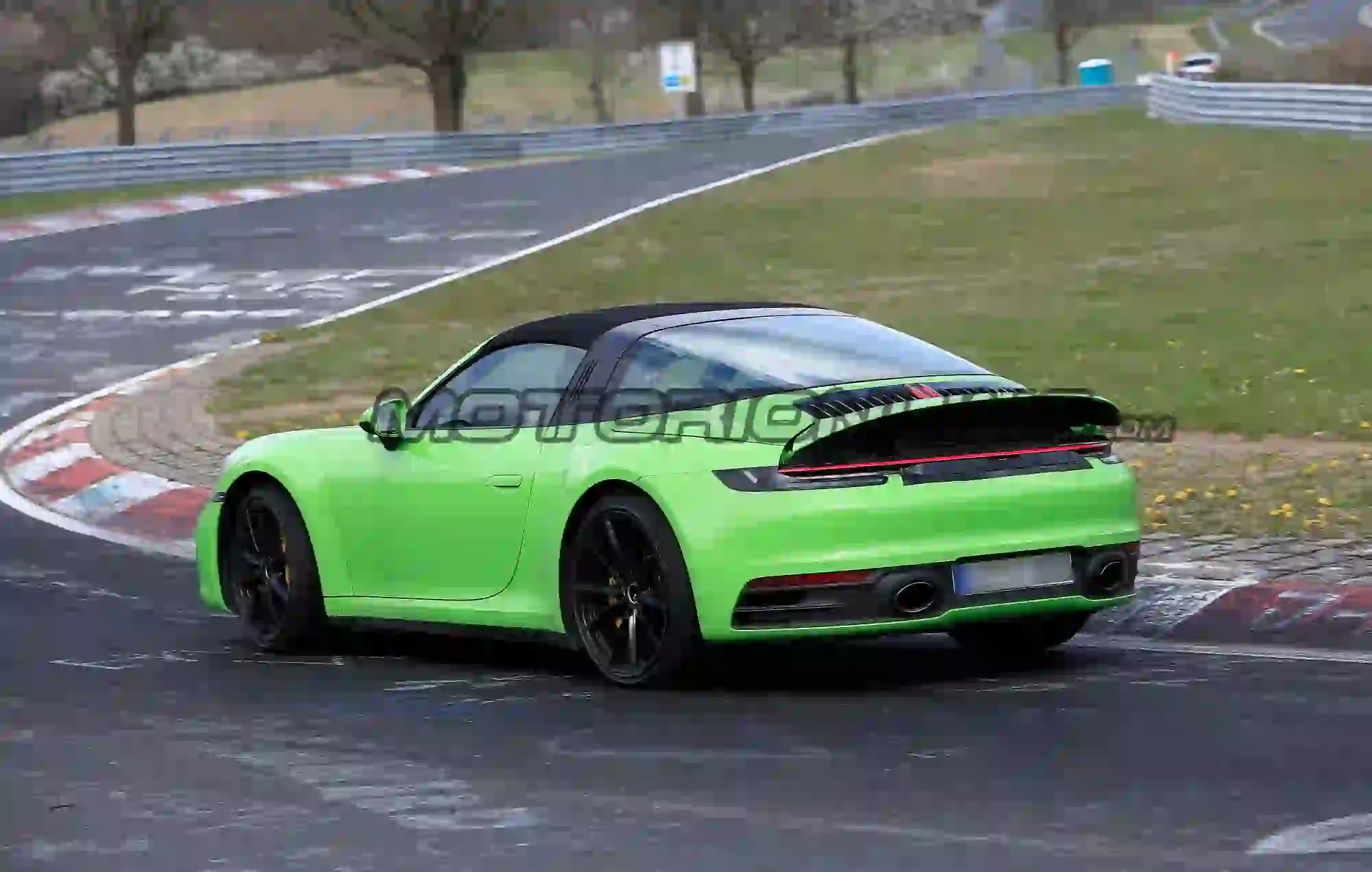 Porsche 911 Targa MY 2020 - Foto spia 23-04-2019 - 6