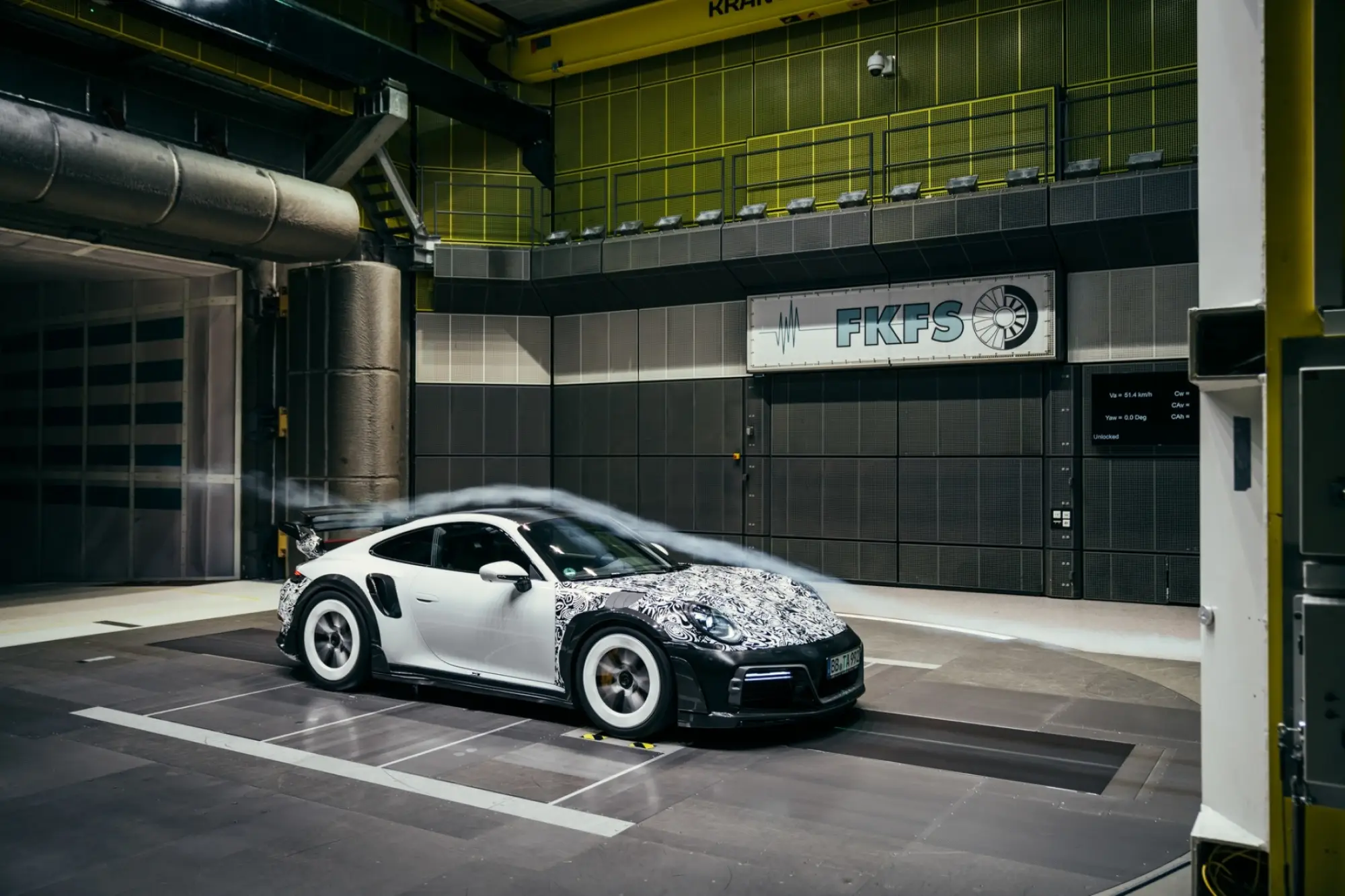 Porsche 911 TechArt 2021 - 24