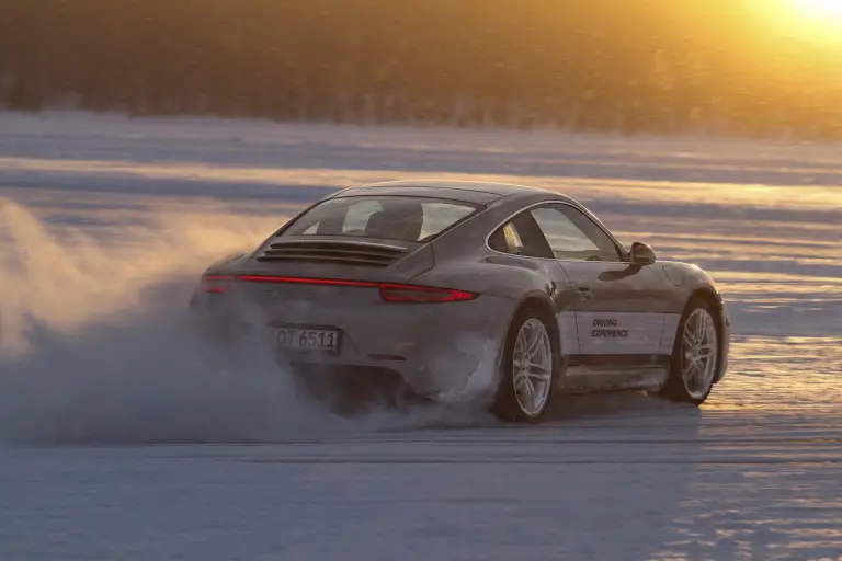 Porsche 911 - Test drive sulla neve - 1