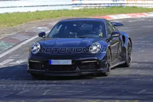 Porsche 911 Turbo 2019 - Foto spia 18-04-2018 - 2