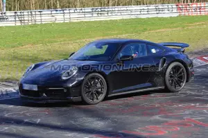 Porsche 911 Turbo 2019 - Foto spia 18-04-2018 - 5