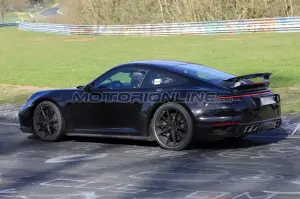 Porsche 911 Turbo 2019 - Foto spia 18-04-2018