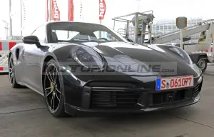 Porsche 911 Turbo 2020 - Foto spia 05-02-2020 - 17