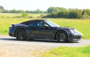 Porsche 911 Turbo Cabrio 2020 - Foto spia 15-05-2018