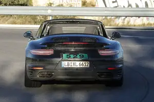 Porsche 911 Turbo Cabriolet 2016 - Foto spia 18-11-2014