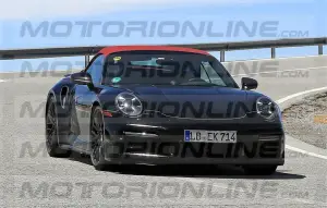 Porsche 911 Turbo Cabriolet 2020 - foto spia  - 7