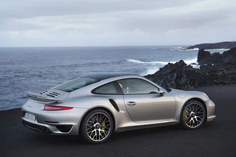 Porsche 911 Turbo e Turbo S 2014 - 6