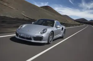 Porsche 911 Turbo e Turbo S 2014 - 8