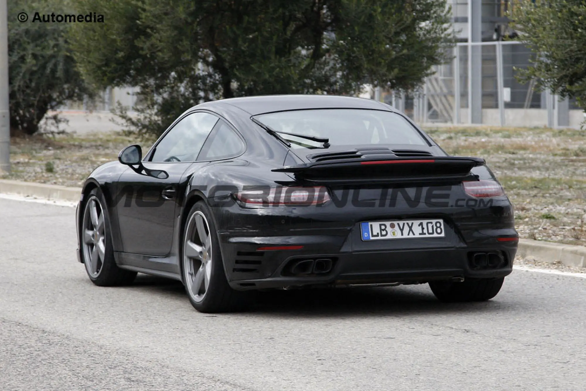 Porsche 911 Turbo MY 2016 - Foto spia 11-08-2015 - 5