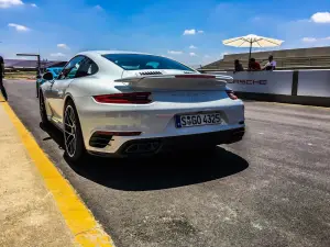 Porsche 911 Turbo MY 2016 - Primo Contatto