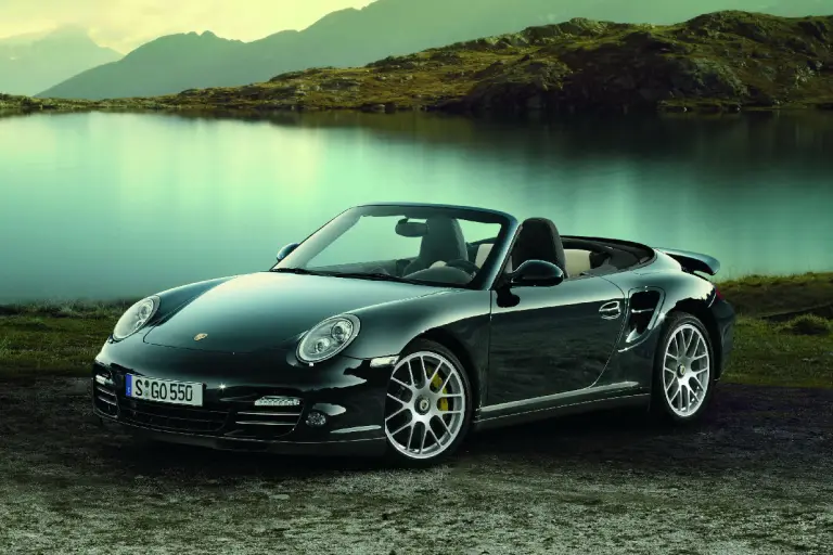 Porsche 911 Turbo S 2011 - 3