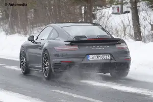 Porsche 911 Turbo S 2016 - Foto spia 12-03-2015 - 7