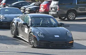 Porsche 911 Turbo S 2020 - Foto spia 27-09-2019