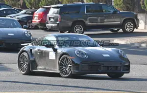Porsche 911 Turbo S 2020 - Foto spia 27-09-2019