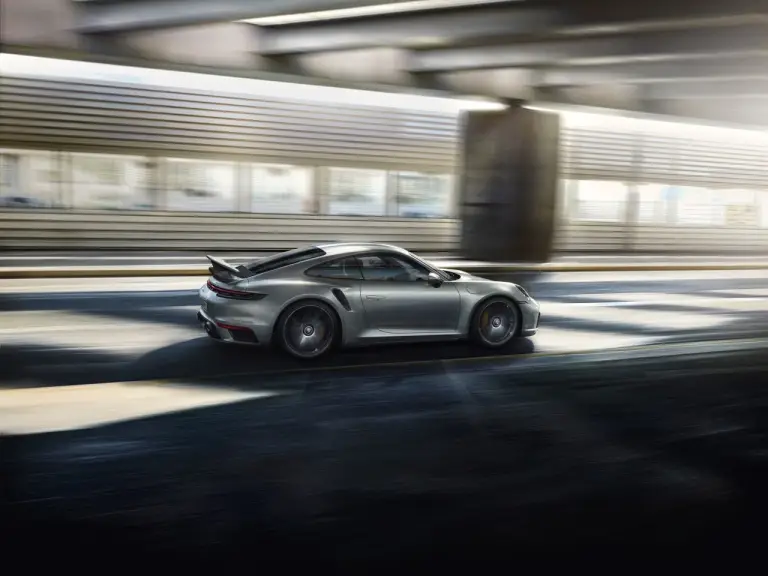 Porsche 911 Turbo S 2020 - Foto ufficiali - 8