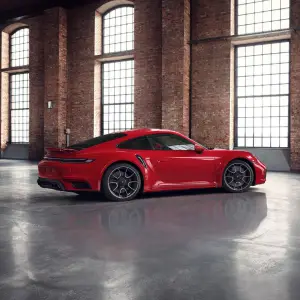 Porsche 911 Turbo S 2020 - Guards Red - 1