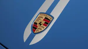 Porsche 911 Turbo S 20th Anniversary Cina