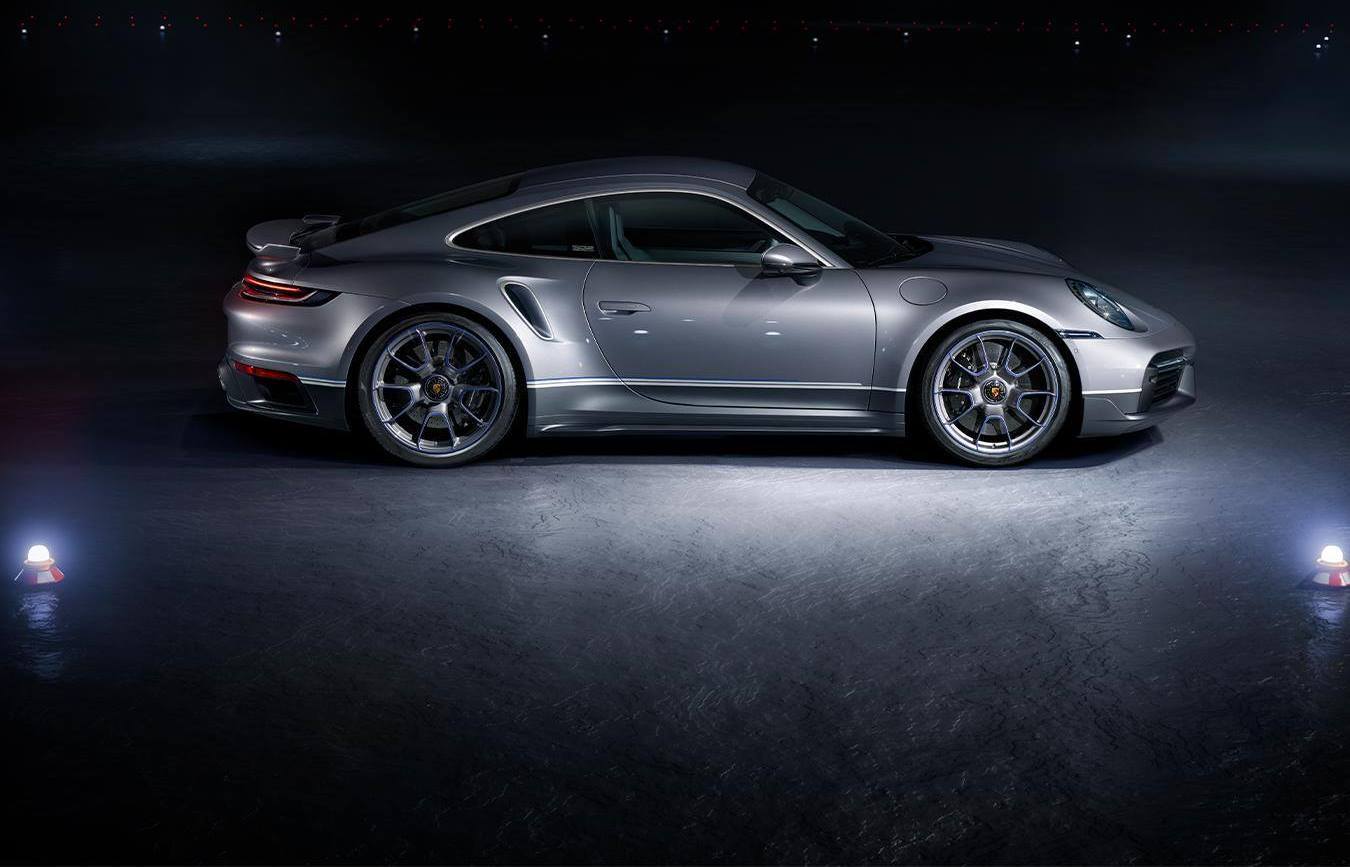 Porsche 911 Turbo S Duet - Embraer