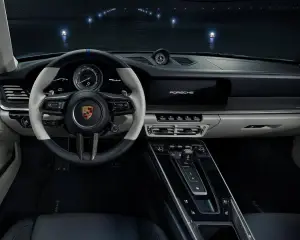 Porsche 911 Turbo S Duet - Embraer - 3