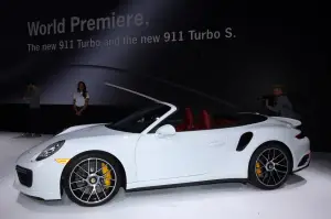 Porsche 911 Turbo S - Salone di Detroit 2016