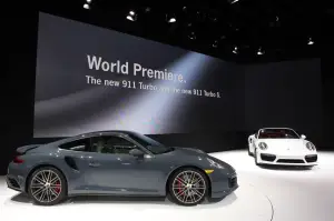 Porsche 911 Turbo S - Salone di Detroit 2016