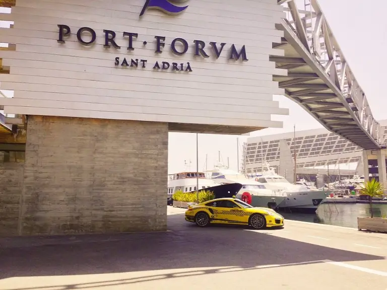 Porsche 911 Turbo S - Taxi - 13