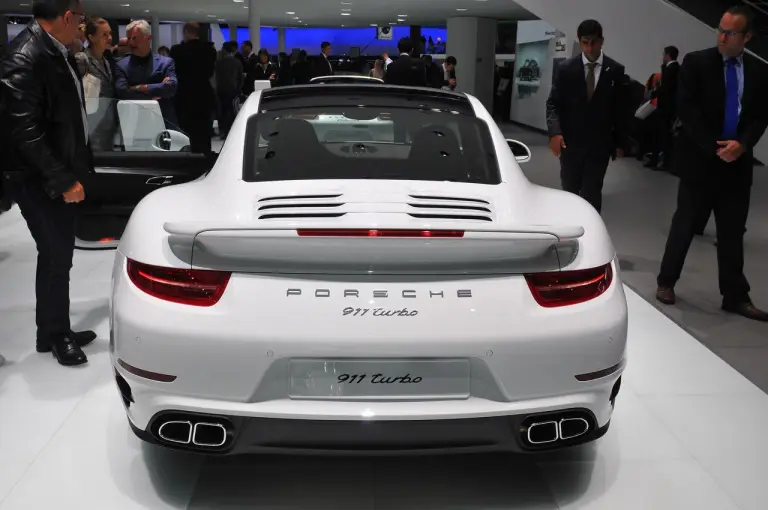 Porsche 911 Turbo - Salone di Francoforte 2013 - 9