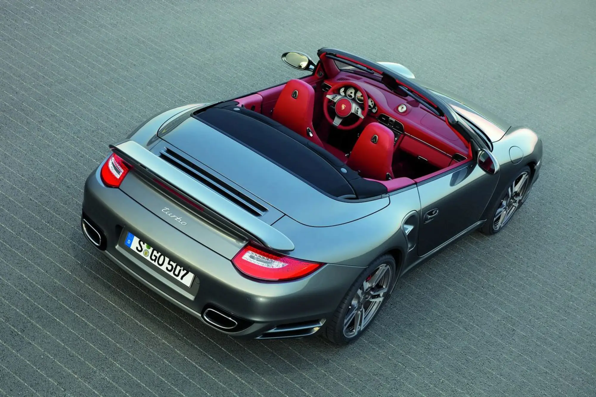 Porsche 911 Turbo - 4