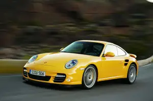Porsche 911 Turbo - 5