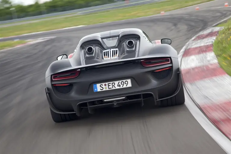 Porsche 918 Spyder 2014 - 4