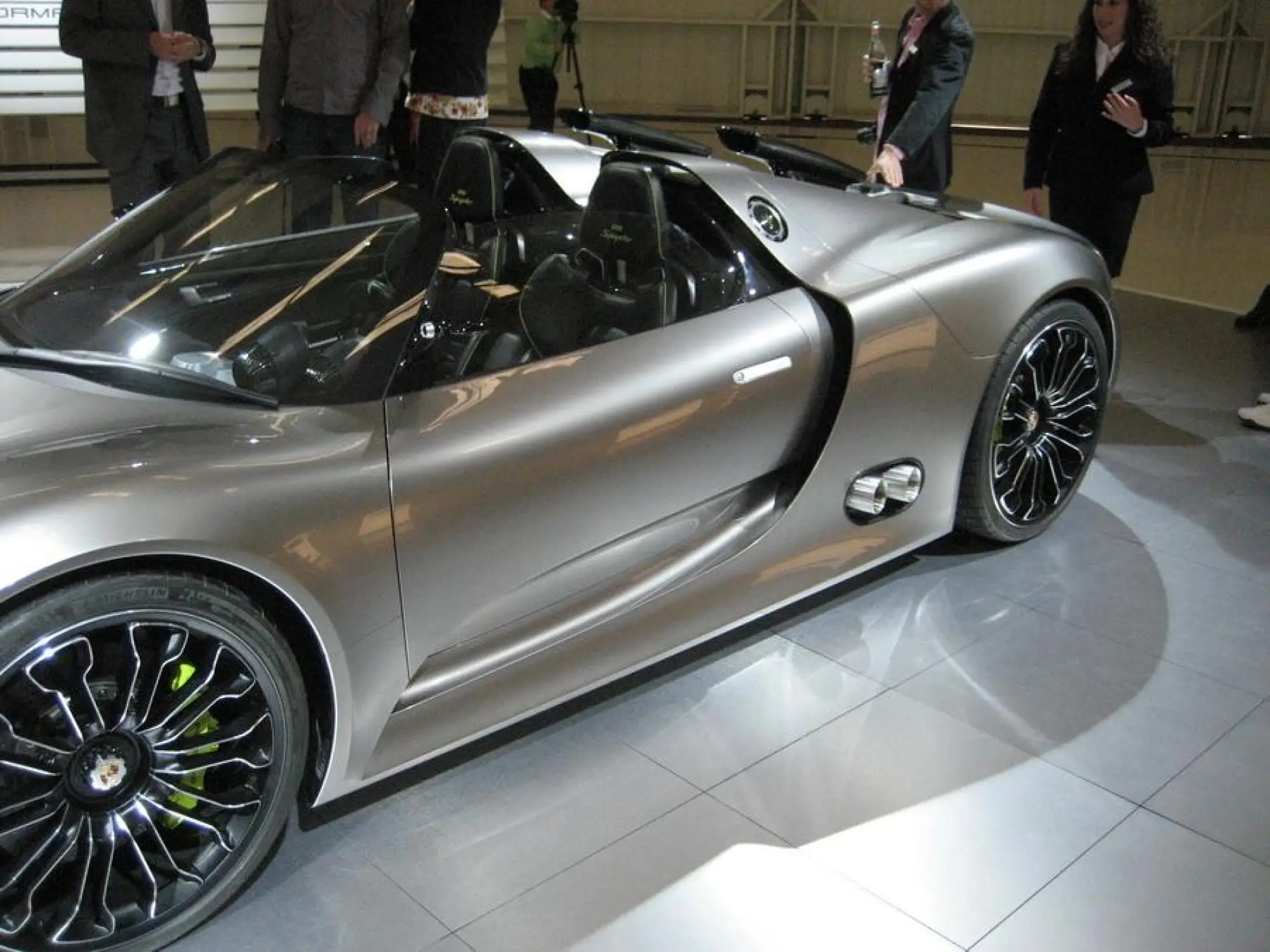 Porsche 918 Spyder a Pebble Beach - 16